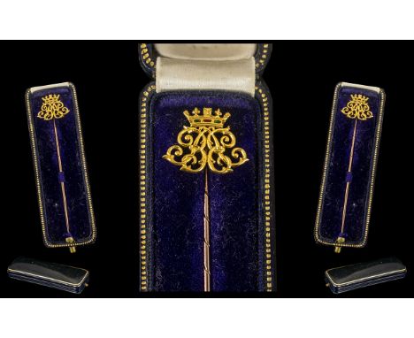 Antique Period - Excellent Quality 9ct Gold Coronet Topped Stick Pin with Original Display Box, Retailed by Collingwood S.W. 