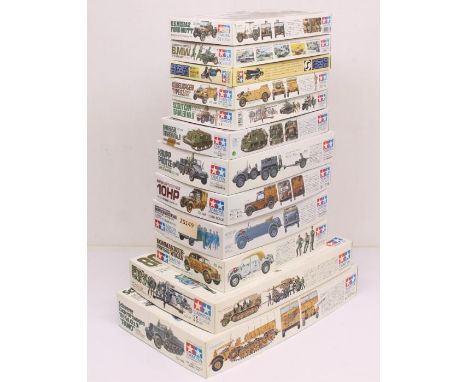Tamiya: A collection of assorted boxed Tamiya unmade military model kits, to include: Universal Carrier, Kubelwagen Type 82, 