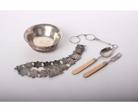 A mixed lot of silver and other items, including; a silver mounted hardwood maser bowl, engraved ‘20/2/85’, Birmingham 1963, 