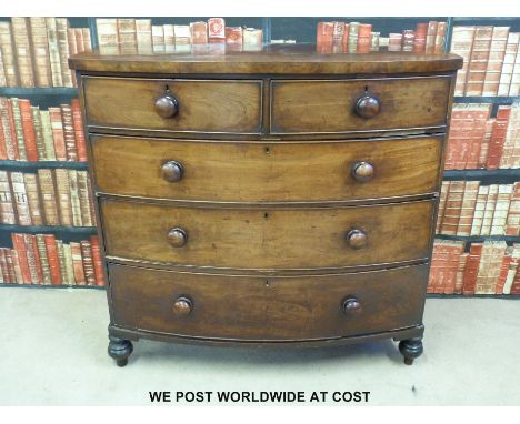 A 19thC mahogany bow fronted chest of drawers (W121 x D58 x H118cm)