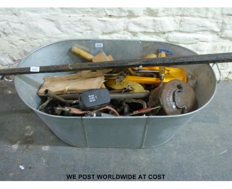 A large collection of hand tools to include drills, saws, hammer, vice etc together with a vintage snooker cue in metal case 