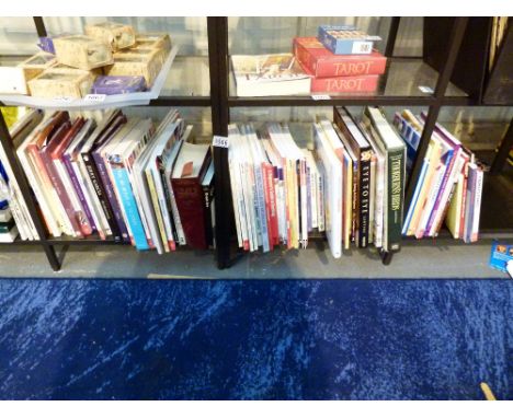 ARTISTS ITEMS. Quantity of artists materials and art related books
