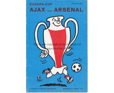 ARSENAL AUTOGRAPHS 1972       Programme for the away European Cup Quarter-Final v. Ajax 8/3/1972 signed on their photos by Ge
