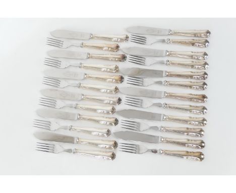 Set of twelve modern silver handled fish knives and forks, by Viners, Sheffield 1965 (24) 
