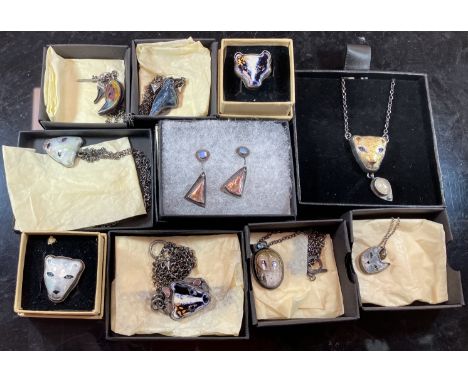A collection of ten items of Sarah Vourda enamel jewellery including polar bear pendant and ring together with another gold c