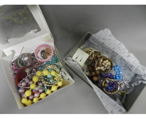 A quantity of costume jewellery together with a collection of ephemera including a 1907 indenture, an 1895 marriage certifica