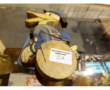 Vintage Donald Duck pull along toy