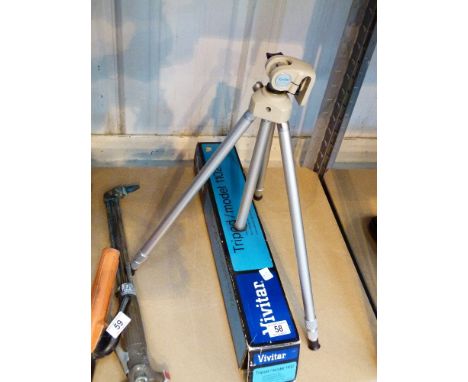 Vivitar camera tripod, boxed 
