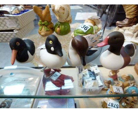Four Isle of Arran ceramic ducks, L: 8 cm