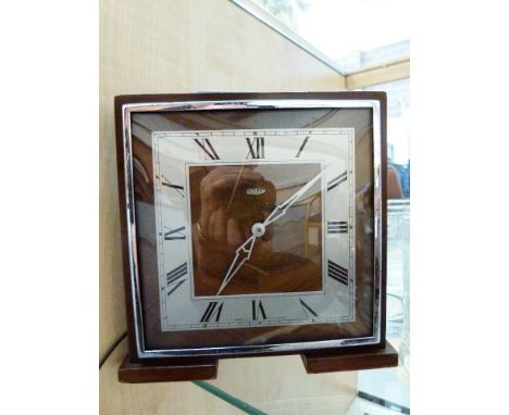 Metamec electric clock
