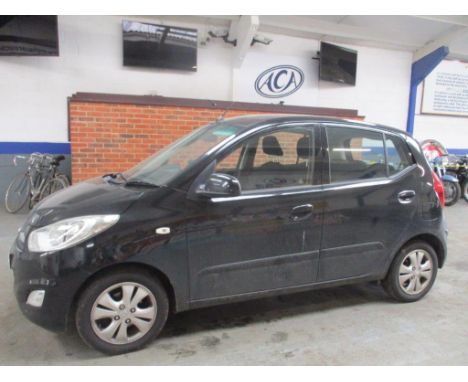 Make &amp; Model: Hyundai I10 ActiveDate of Reg: EK61 RSVColour: Blackcc: 1248MoT: 29-09-2021Fuel Type: PETROLMileage: 94kTra