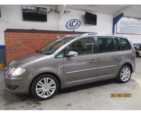 Make &amp; Model: VW Touran Sport TDI 140 AutoDate of Reg: AU07 LZGColour: Greycc: 1968MoT: 03-03-2020Fuel Type: DIESELMileag