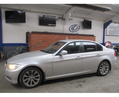 Make &amp; Model: BMW 320D SE AutoDate of Reg: HF59 GDZColour: Silvercc: 1995MoT: 15-03-2022Fuel Type: DIESELMileage: 98kTran