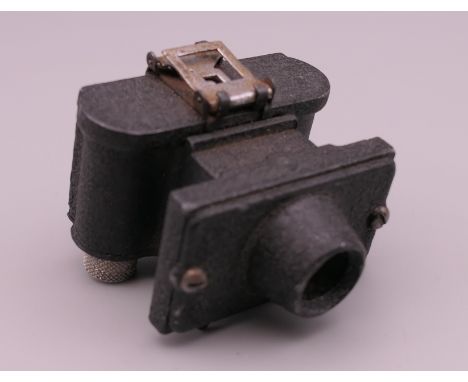 A Merlin Sub miniature camera. 3.5 cm high.