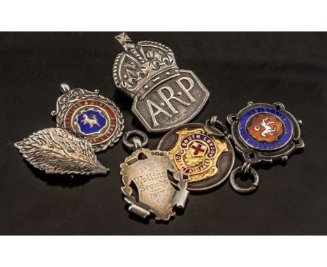 ( 5 ) Silver Fobs - All Fully Hallmarked. Comprises 1/ Runners Up Div 11b 1926 - 27 Fob ( Football League - Dartford &amp; Di