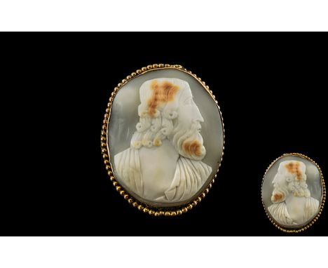 Antique Period 9ct Gold Mounted - Carved Cameo of Oval Form. Well Carved, Depicts An Ecclesiastical Portrait Figure. Marked 9