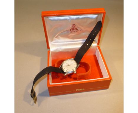 CIRCA 1950's TUDOR OYSTER-PRINCE GENTLEMAN'S STAINLESS STEEL WRISTWATCH WITH A CIRCULAR DIAL AND SWEEP SECONDS HAND ENCLOSING