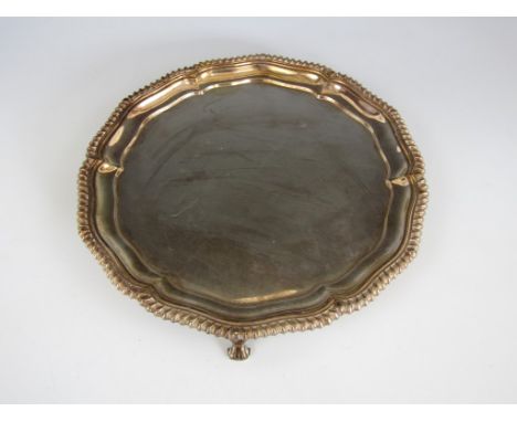 A Chippendale style silver salver, Elkington & Co, Sheffield, 1921, 26 cm, 564g