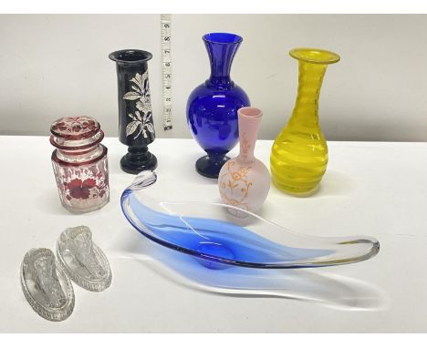 A selection of assorted vintage glasswares, shipping unavailable