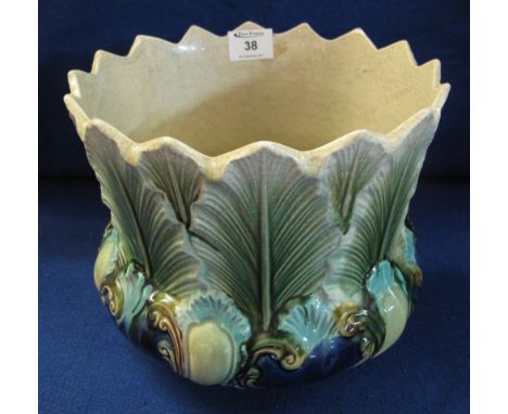 Staffordshire Majolica leaf design baluster planter or jardiniere.  22cm high approximately.  (B.P. 24% incl. VAT)