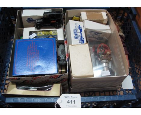 Small collection of assorted diecast model Dinky toys to include: Chitty-Chitty Bang Bang, Corgi boxed vehicles, doll etc. (B