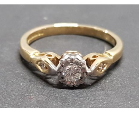 VINTAGE 18CT GOLD DIAMOND RING WITH DIAMOND SHOULDERS APPROXIMATELY 0.25CTS, GROSS WEIGHT 2.6G SIZE I
