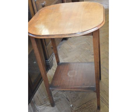 A Mahogany occasional table with single shelf