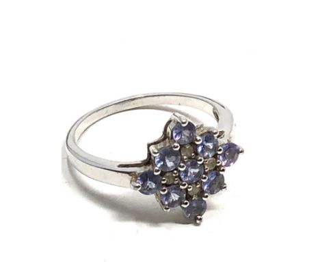 9ct white gold topaz &amp; diamond dress ring (2.9g)