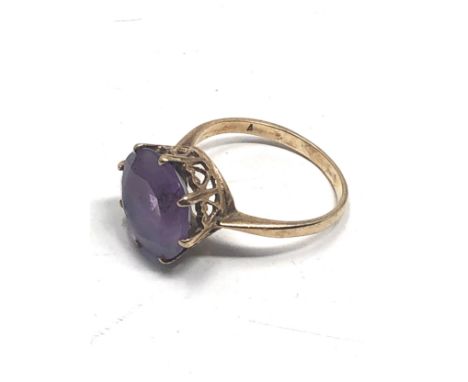 9ct gold amethyst ring (2.8g)