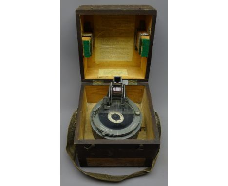 WW2 O2A Compass stamped AFT No.53281,H with Azimuth Circle No. 4 stamped  6A/890 No.20426.H, model used in Lancaster and Hali