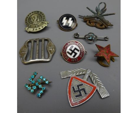 German SS Members Lapel Badge, makers marks 'RZM' M1/4 Ges. Gesch, National Socialist Party enamel Badge, marked RZM M1/129. 