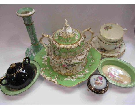 Royal Worcester "Roanoke" tea cup and saucers, Doulton dishes and associated ceramics