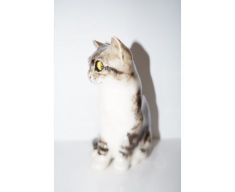 Large Winstanley ceramic cat height 17cm 