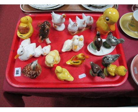 Goebel Pottery Birds, to include chickens, hens, novelty condiments, money box:- One Tray 