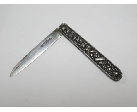 A Hallmarked Silver Bladed Folding Fruit Knife, WN, Sheffield 1829, the scales detailed in relief with foliate leaf scrolls, 