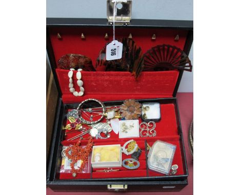 A Mixed Lot of Assorted Costume Jewellery, including hair comb/ ornaments, bangle, beads, earrings, brooches, etc, contained 