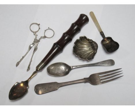 A Pair of Sugar Nips, together with a hallmarked silver shell salt, a shovel caddy spoon with mother of pearl handle, Irish h