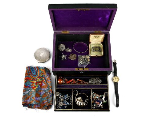 Black wooden jewellery box, with silver and some antique costume jewellery, including mother of pearl cufflinks, a silver Mar