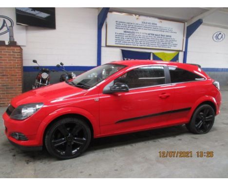 Make &amp; Model: Vauxhall Astra SRiDate of Reg: DV10 OXTColour: Redcc: 1796MoT: 24-11-2021Fuel Type: PETROLMileage: 106kTran