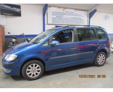 Make &amp; Model: VW Touran S TDI 105Date of Reg: OU07 LXNColour: Bluecc: 1896MoT: 04-06-2022Fuel Type: DIESELMileage: 126kTr