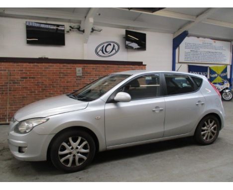 Make &amp; Model: Hyundai I30 SE 5drDate of Reg: RJ09 YLSColour: Silvercc: 1396MoT: 13-07-2021Fuel Type: PETROLMileage: 100kT