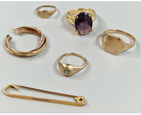 9ct gold signet ring, together with a child's 9ct gold signet ring. 4.7g approx. Together with another 9ct gold and green sto
