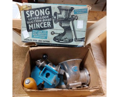 A vintage Spong lever lock mincer in original box