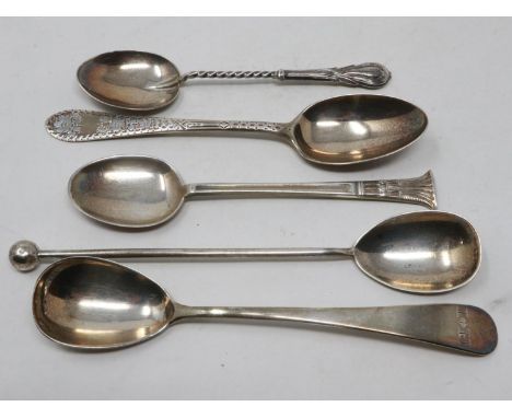 Five Georgian and later hallmarked silver teaspoons, 53g. UK P&amp;P Group 1 (£16+VAT for the first lot and £2+VAT for subseq