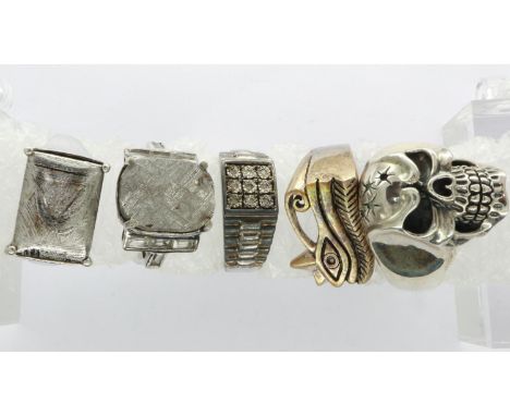Five 925 silver rings, mixed sizes. UK P&amp;P Group 1 (£16+VAT for the first lot and £2+VAT for subsequent lots) 