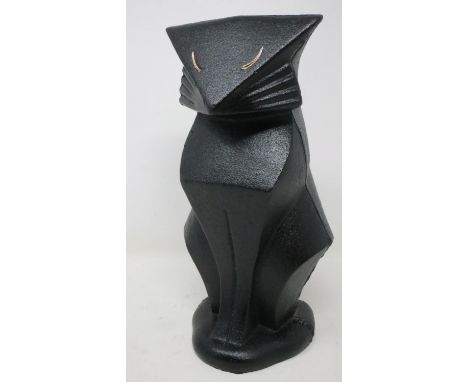 Cast iron Art Deco style doorstop in the form of a stylized cat, H: 26 cm. UK P&amp;P Group 2 (£20+VAT for the first lot and 