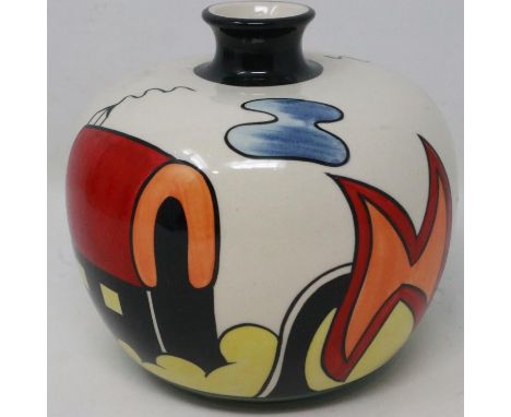 Lorna Bailey vase in the Red Roof pattern, no chips or cracks, H: 13 cm. UK P&amp;P Group 1 (£16+VAT for the first lot and £2