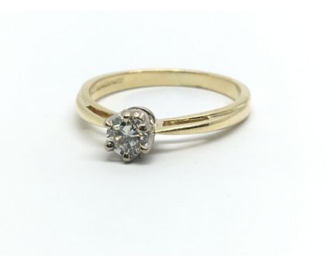 An 18ct yellow gold and diamond solitaire ring, approx 0.25ct, ring size approx K/L