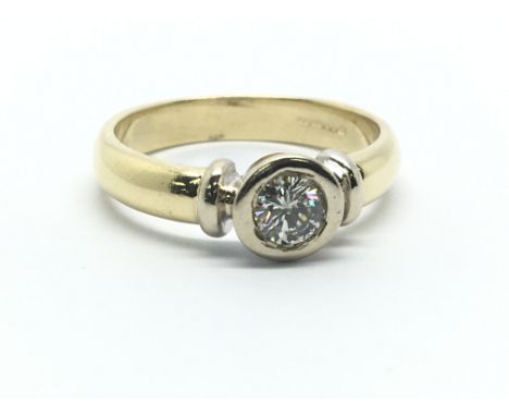 An 18ct yellow gold and diamond solitaire ring, approx 0.33ct, ring size approx O