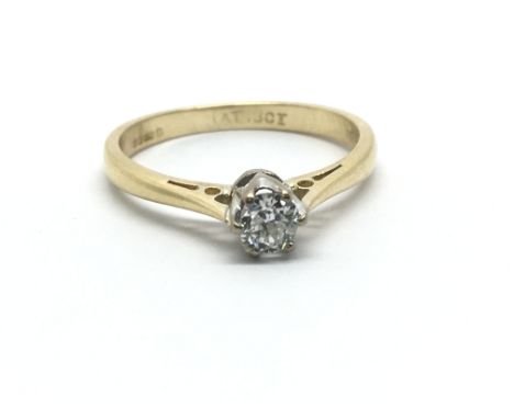 An 18ct yellow gold with single solitaire diamond ring, approx 0.25ct, ring size approx K